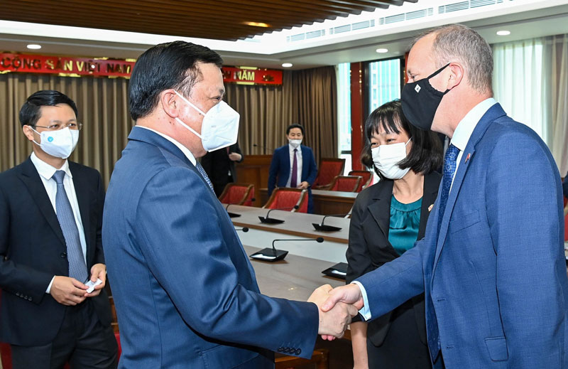 Hanoi wishes to exchange experiences in areas of UK’s strengths